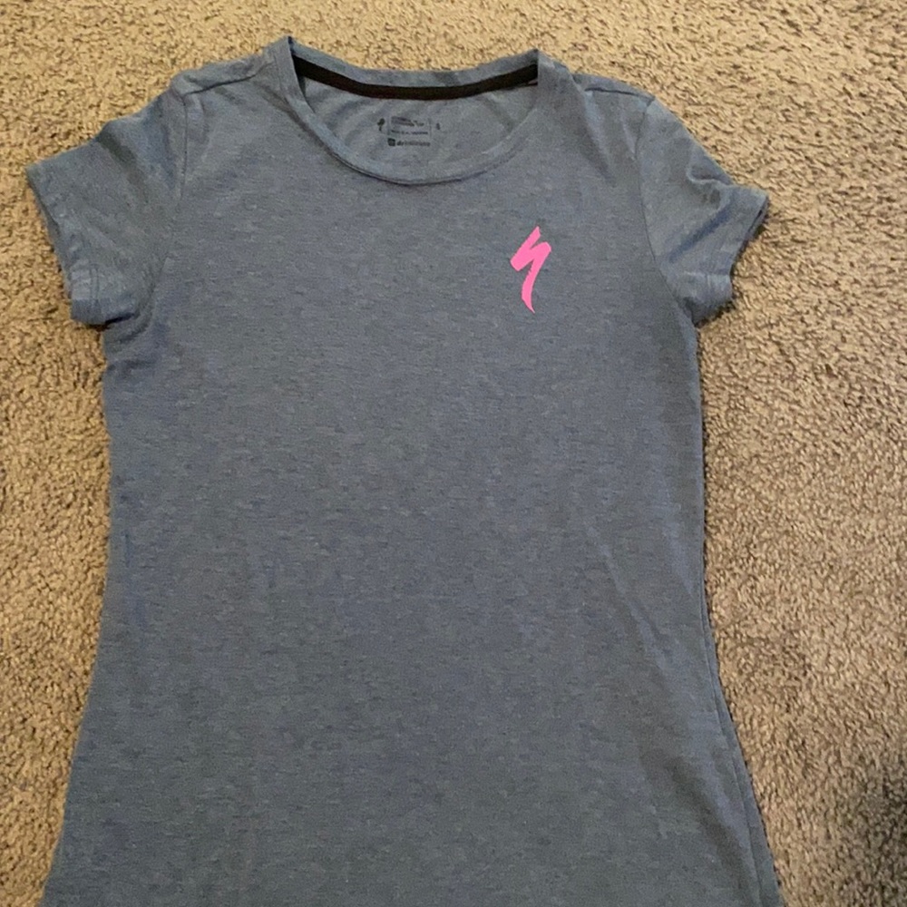 Small specialized shirt